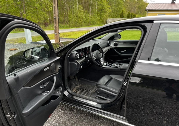 Mercedes-Benz Klasa E cena 83900 przebieg: 239709, rok produkcji 2016 z Krasnobród małe 781